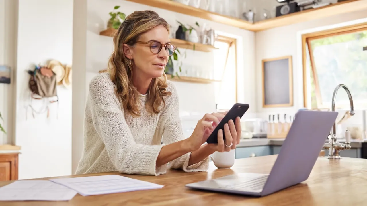 Appar gör sparande socialt och motiverande