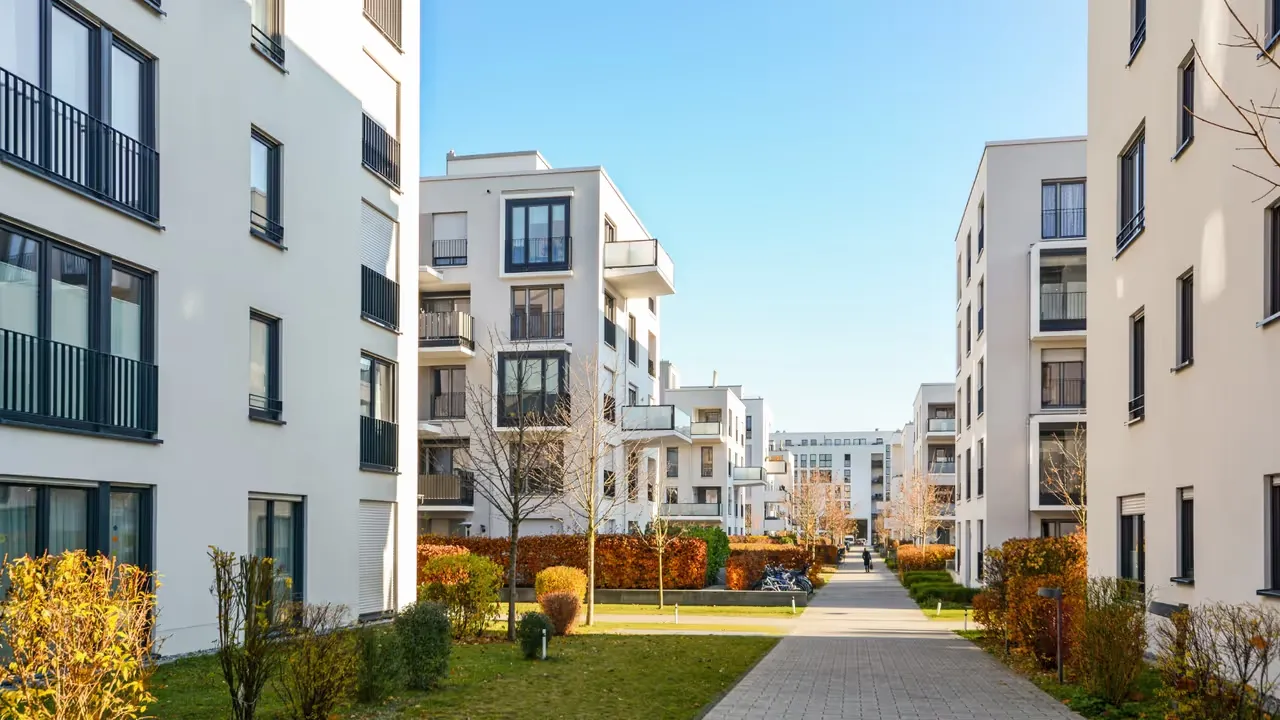 Köp och sälj med trygghet och kunskap
